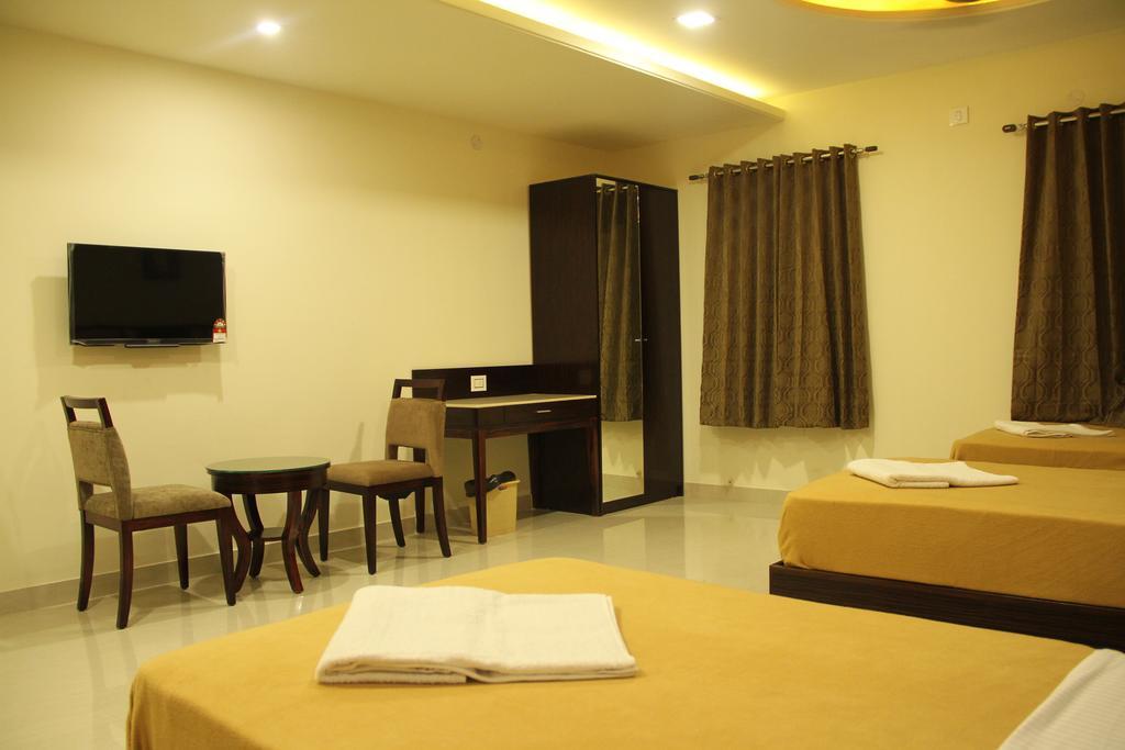 Hotel M.P Temples Inn Kumbakonam Zimmer foto